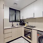 Primestay - Empire Residence - Spacious 1Br With Community Views In Jvc